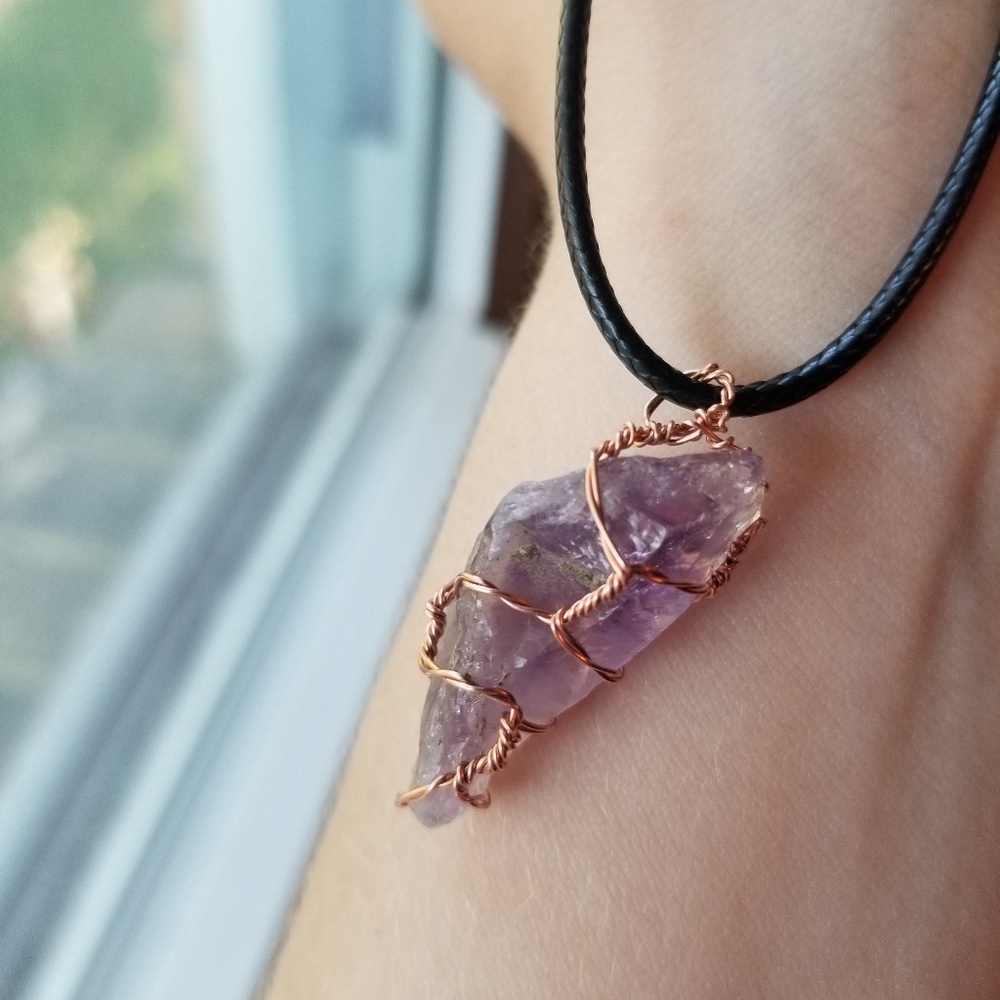 Wire Wrapped Amethyst Necklace [18in, black]